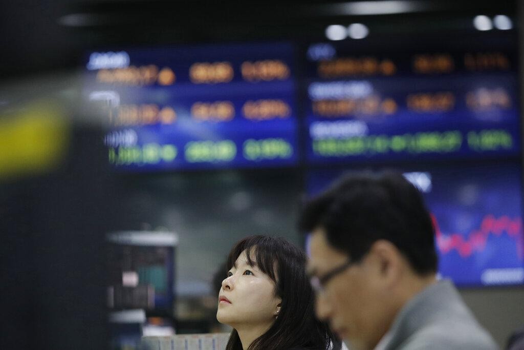 Bolsas asiáticas encerram em alta com destaque para ação da CATL — Bolsas asiáticas fecham em alta, com destaque para a ação da CATL em Hong Kong. Mercado financeiro segue otimista.