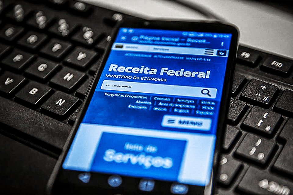 Cancelamento de CNPJ: receita alerta sobre golpe no WhatsApp — Golpistas enviam mensagens falsas sobre cancelamento de CNPJ via WhatsApp. Receita alerta para confiabilidade em canais oficiais.
