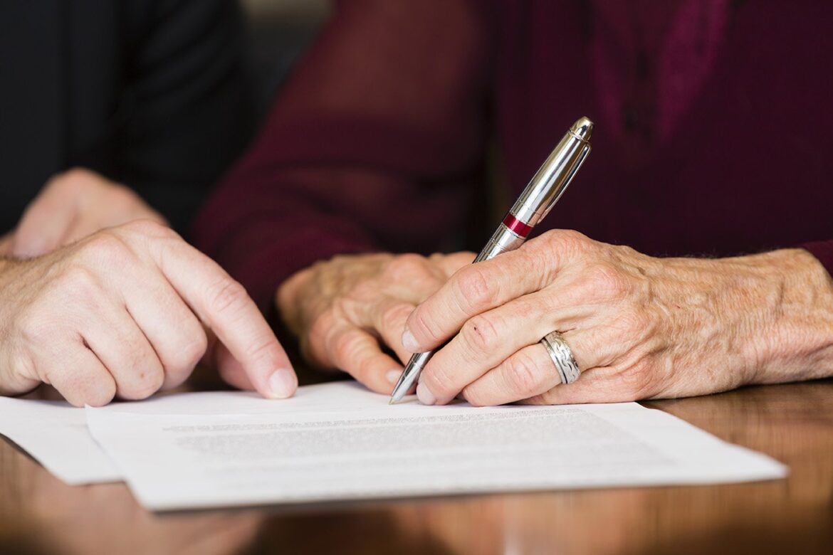 Como declarar herança no imposto de renda 2025 — Confira as regras para declarar herança no IR 2025, incluindo espólio, inventário e distribuição de bens aos herdeiros.