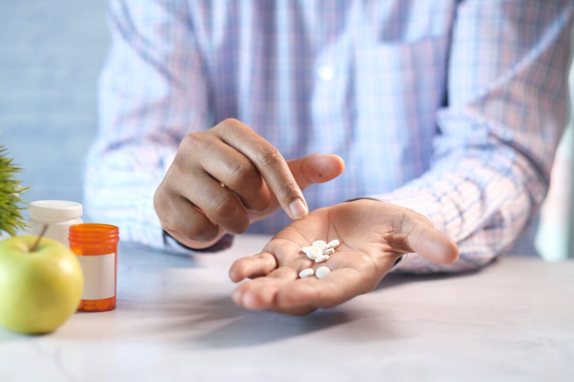 Medida de Trump sobre medicamentos e impacto no Brasil — Especialistas afirmam que ação de Trump sobre medicamentos não trará impacto relevante para o mercado farmacêutico no Brasil.