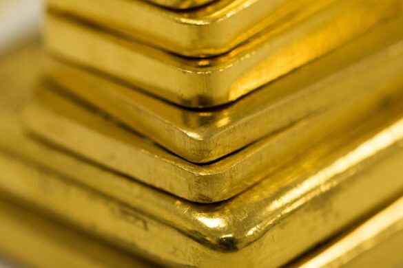 Ouro recua com movimentos de realização de lucros — Ouro encerra em baixa puxado pela realização de lucros, refletindo otimismo em negociações entre EUA e China.