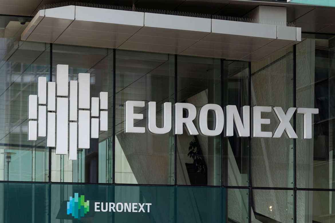 Bolsas europeias sobem com impulso de lucros trimestrais positivos — Bolsas europeias avançam com alta nos índices, impulsionadas por resultados trimestrais positivos de empresas de destaque.