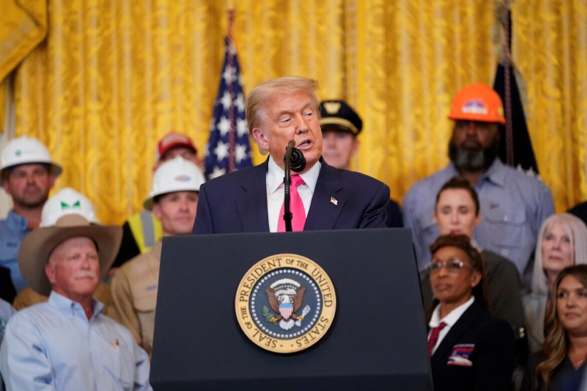 Tarifas de Trump e dados do varejo ganham destaque no Brasil — Impacto das tarifas de Trump e resultados do varejo no Brasil comandam análises econômicas e mercado atual.