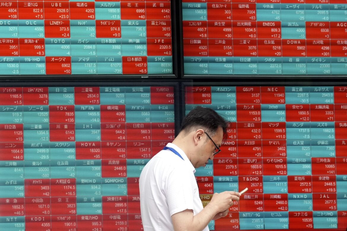 Ações chinesas atingem maior nível desde 2021 com dados comerciais positivos — Ações chinesas batem recorde desde 2021, impulsionadas por exportações em alta e recuperação econômica sólida.